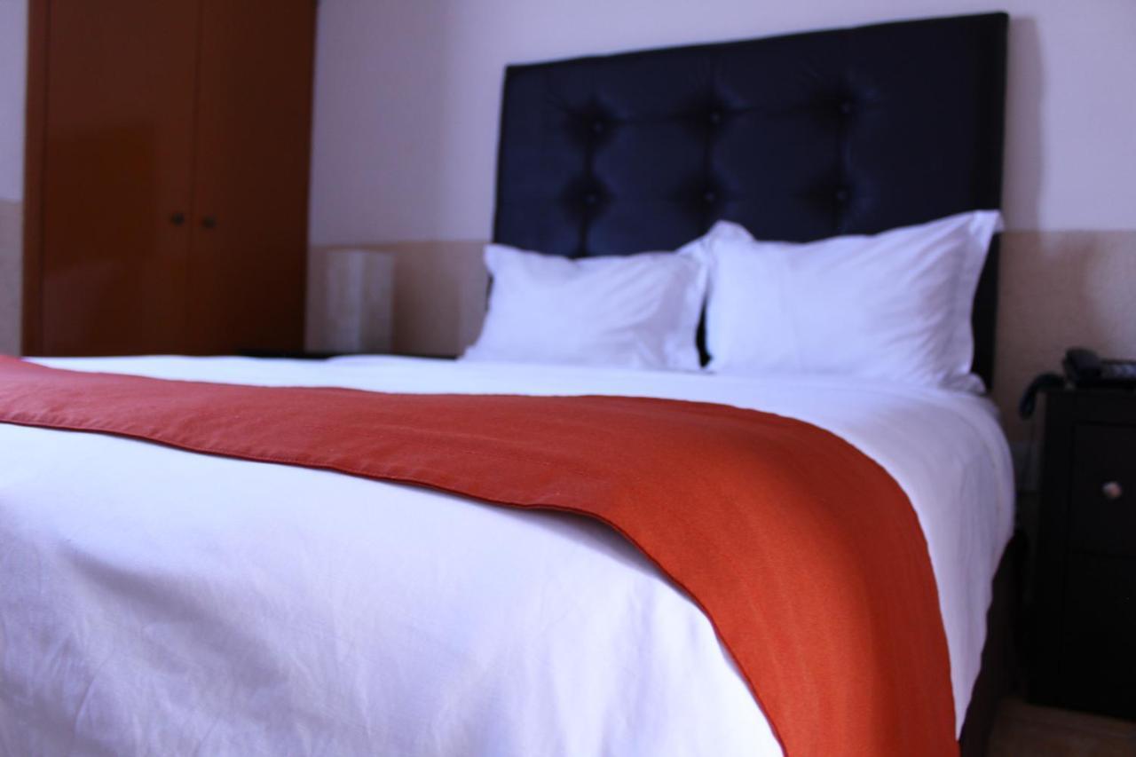 Hotel El Regio Monterrey Zewnętrze zdjęcie